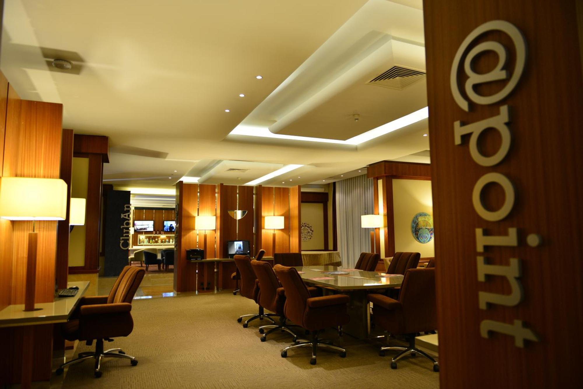 Anemon Grand Manisa Otel Buitenkant foto