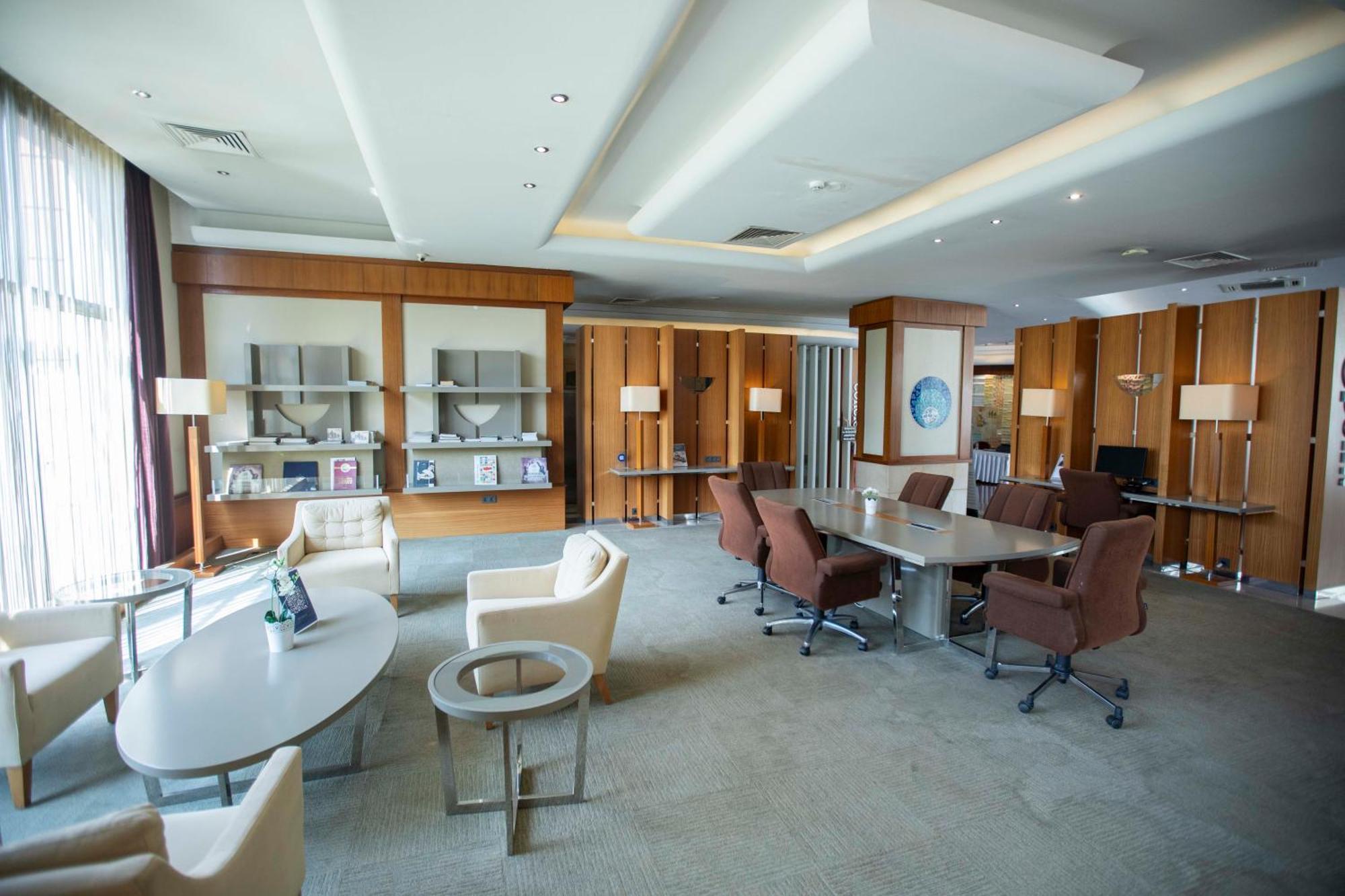 Anemon Grand Manisa Otel Buitenkant foto